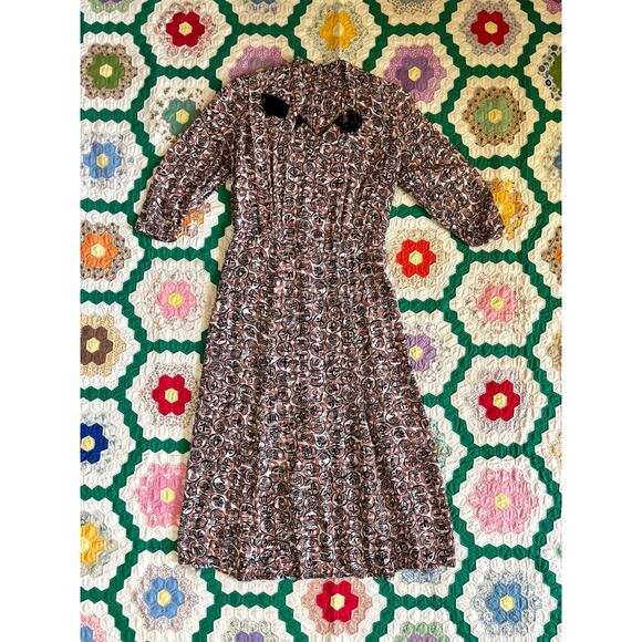 Vintage 1940s Novelty Print Dress Orange Brown Rayon Velvet Bows Abstract AS IS - Picture 1 of 16